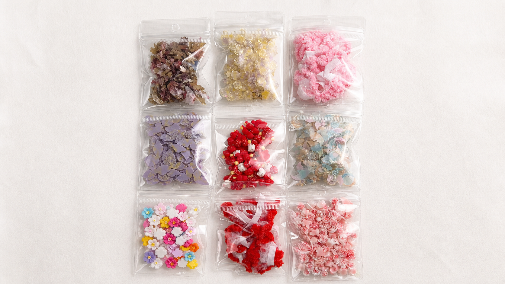 TINY THINGS,
MADE WITH BIG HEART